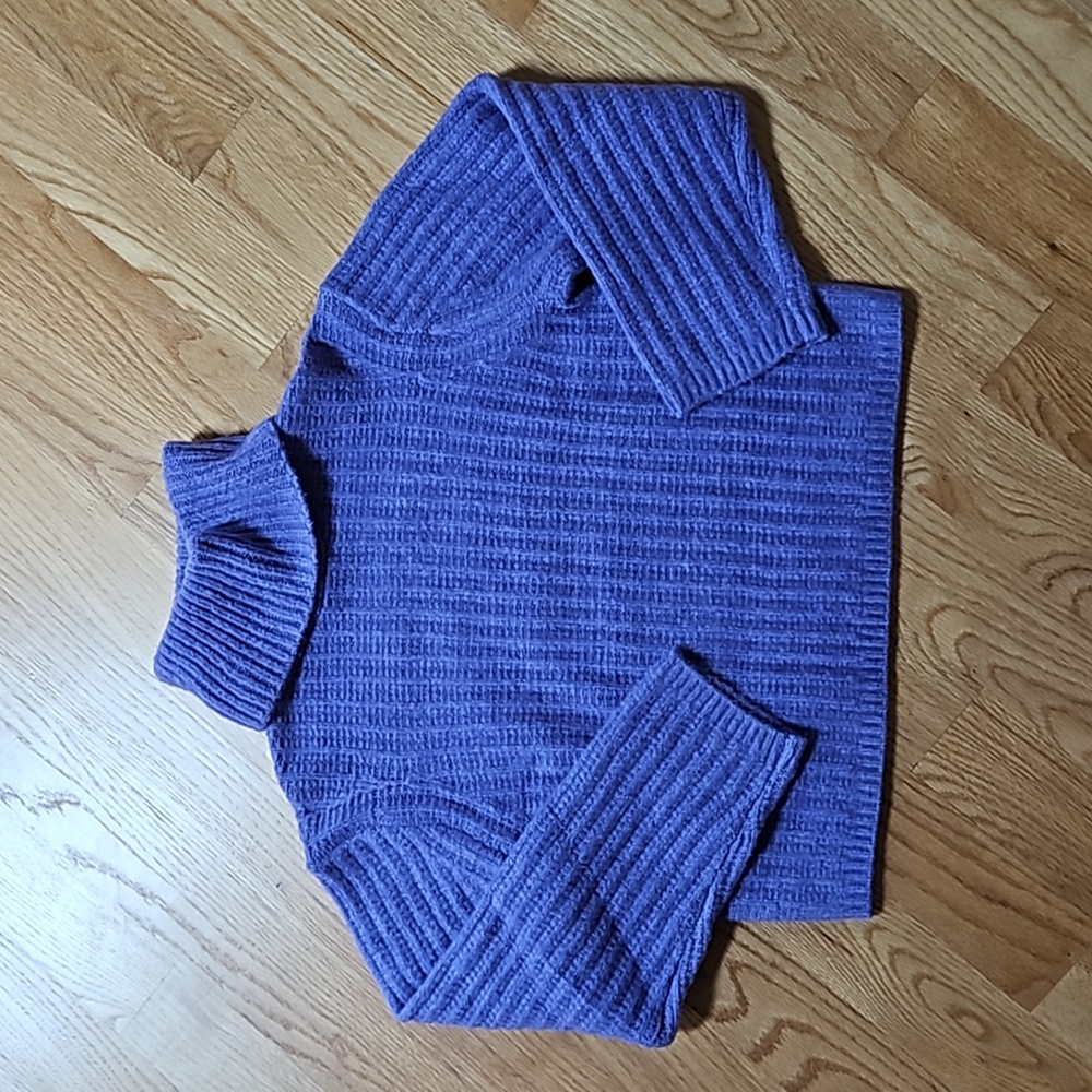 Women's mock turtleneck cashmere-like pullover sweater